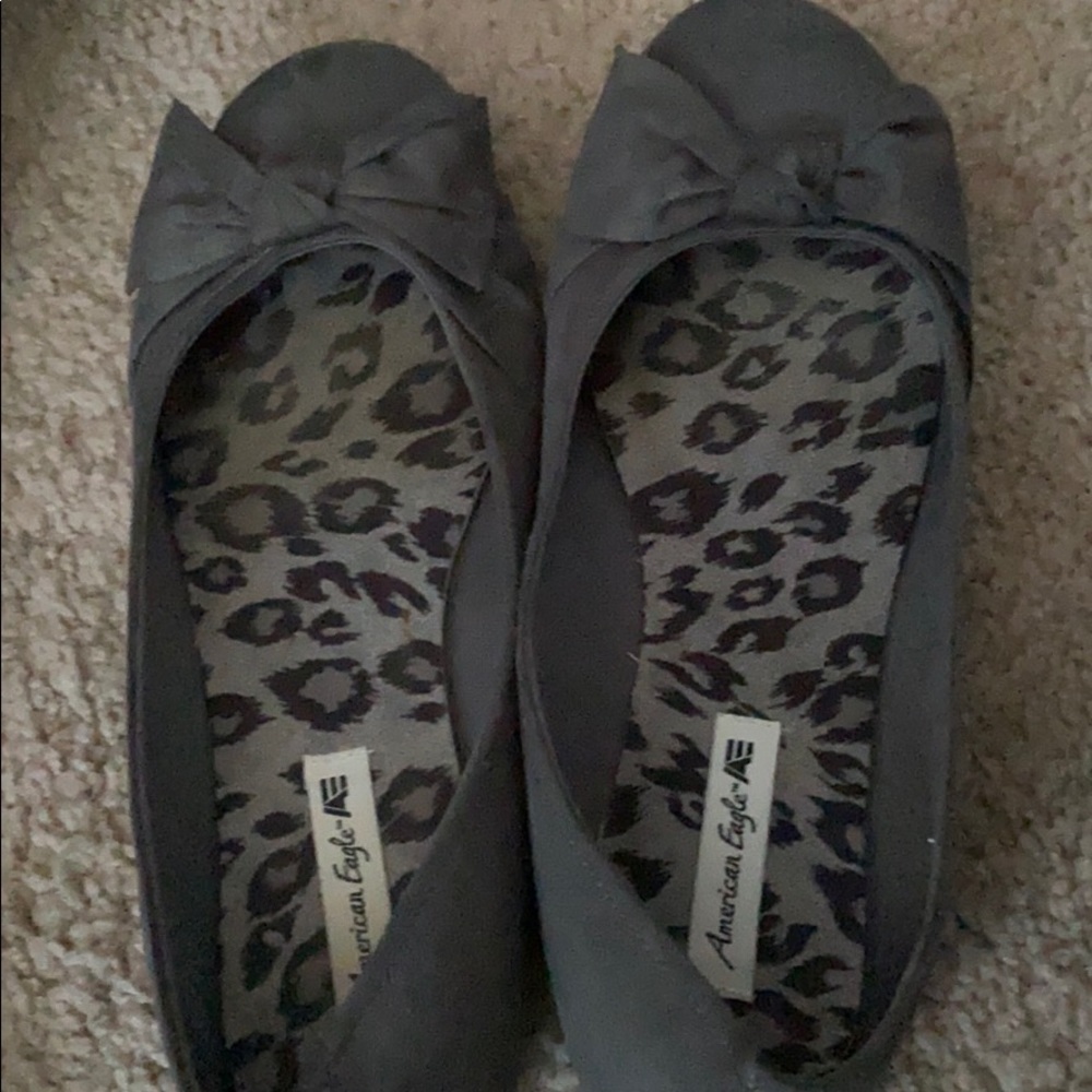 Gray flats